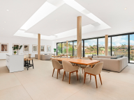 Ground Floor Apartment for sale in Los Monteros, Marbella East