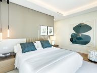 Villa for sale in Rio Real, Marbella East