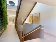 Villa for sale in Cascada de Camojan, Marbella Golden Mile