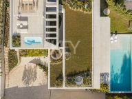 Villa for sale in Cascada de Camojan, Marbella Golden Mile