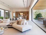 Villa for sale in Cascada de Camojan, Marbella Golden Mile