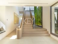 Villa for sale in Cascada de Camojan, Marbella Golden Mile