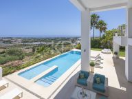 Villa for rent in Benahavis