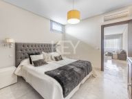 Villa for rent in Benahavis