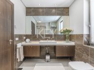 Villa for rent in Benahavis