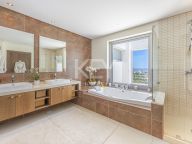 Villa for rent in Benahavis