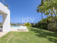 Villa for rent in Benahavis