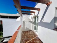 Villa for sale in Marbella - Puerto Banus