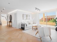 Penthouse for sale in Cancelada, Estepona