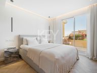 Penthouse for sale in Cancelada, Estepona