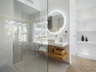 Penthouse for sale in Cancelada, Estepona