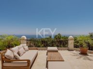 Villa for sale in Sierra Blanca, Marbella Golden Mile
