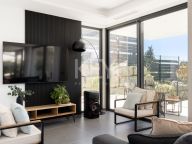 Villa for sale in Valle Romano, Estepona