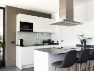 Villa for sale in Valle Romano, Estepona