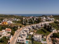 Villa for sale in Valle Romano, Estepona