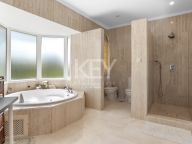 Villa for sale in Paraiso Alto, Benahavis