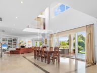 Villa for sale in Paraiso Alto, Benahavis