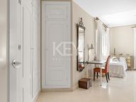 Villa for sale in Paraiso Alto, Benahavis