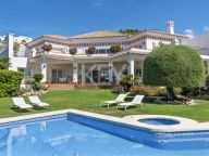 Villa for sale in Paraiso Alto, Benahavis