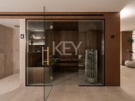 Villa for sale in El Herrojo, Benahavis