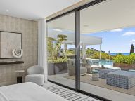 Villa for sale in Casares