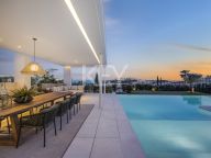 Villa for sale in Casares