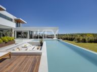 Villa for sale in Casares