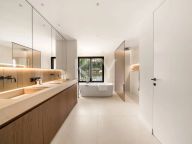 Villa for sale in Golden Mile, Marbella Golden Mile