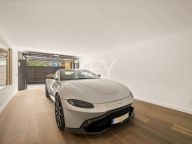 Villa for sale in Golden Mile, Marbella Golden Mile