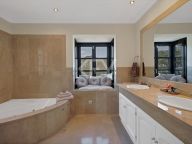 Villa en venta en Monte Mayor, Benahavis