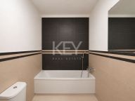 Villa for sale in El Paraiso, Estepona