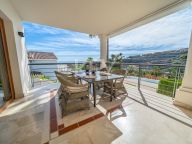 Villa for sale in Benahavis