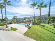 Villa for sale in Benahavis