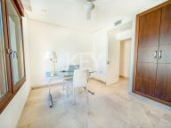 Villa for sale in Benahavis