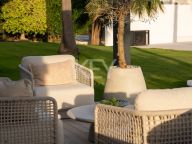 Villa for sale in Benahavis
