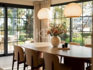 Villa for sale in Benahavis