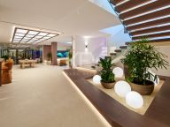 Villa for sale in Nueva Andalucia