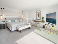 Duplex Penthouse for sale in Benahavis