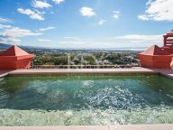 Duplex Penthouse for sale in Benahavis