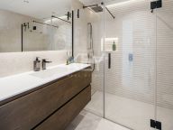 Duplex Penthouse for sale in Benahavis