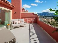 Duplex Penthouse for sale in Benahavis