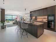 Duplex Penthouse for sale in Benahavis
