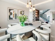 Duplex Penthouse for sale in Benahavis