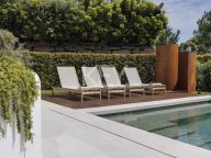 Villa for sale in La Alqueria, Benahavis
