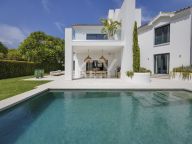 Villa for sale in La Alqueria, Benahavis