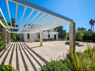 Villa for sale in Nueva Andalucia