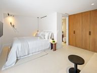 Villa for sale in Nueva Andalucia