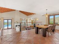 Villa for sale in Monte Mayor, Benahavis