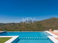 Villa for sale in Monte Mayor, Benahavis