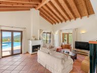 Villa for sale in Monte Mayor, Benahavis